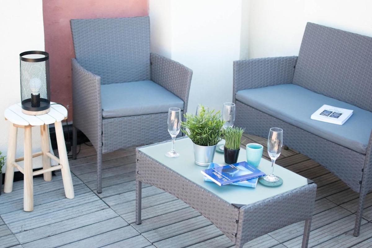 Apartment Duplex Liberte-grande Terrasse-clim-quartier Roquette Arles